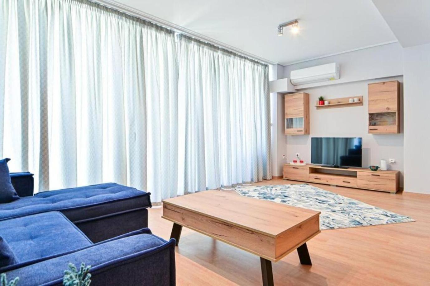 Cozy Apartment Located On Piraeus Port Area- Bagian luar foto