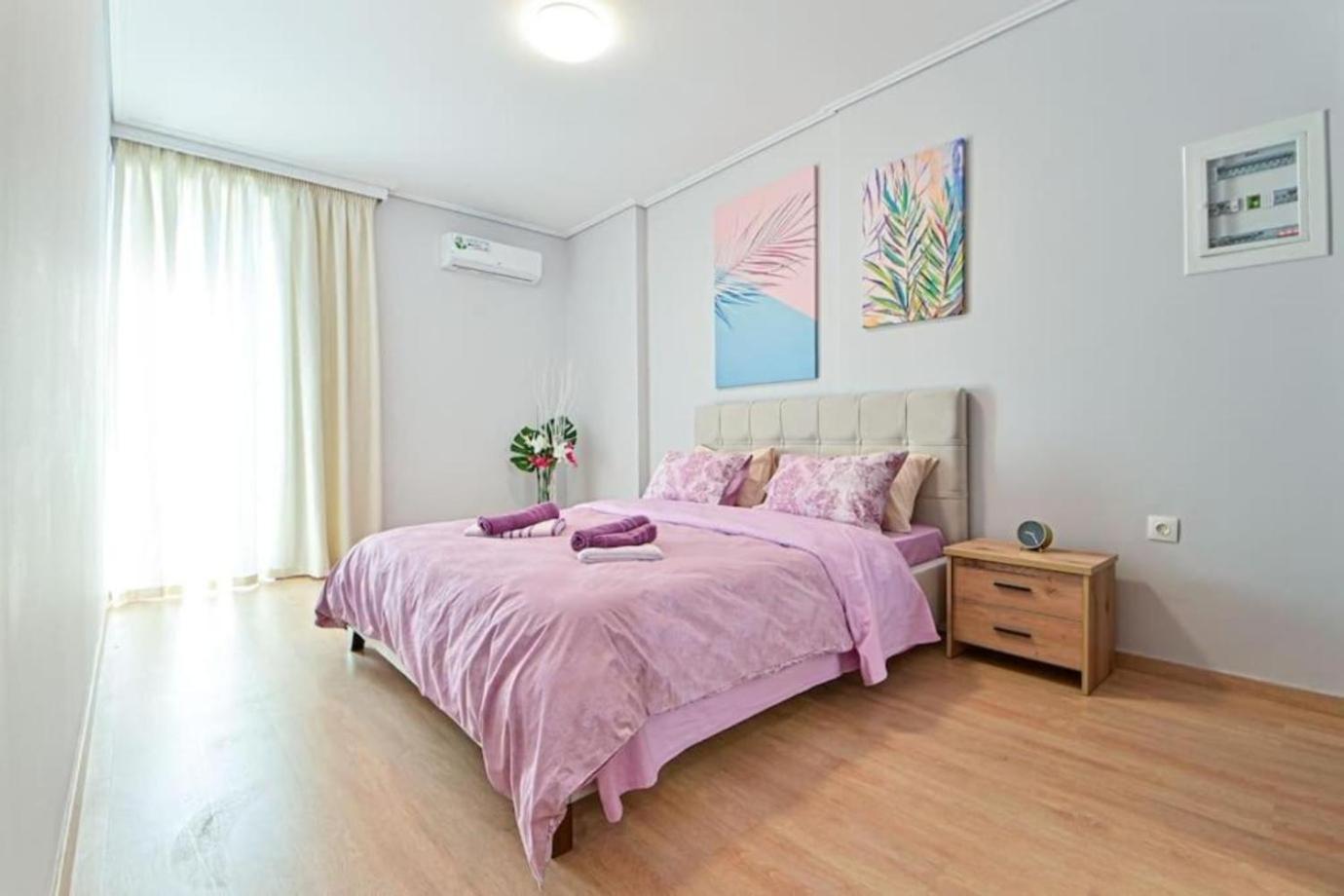 Cozy Apartment Located On Piraeus Port Area- Bagian luar foto